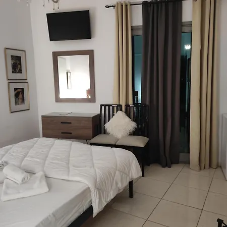 Pensión Porto Chania 3*