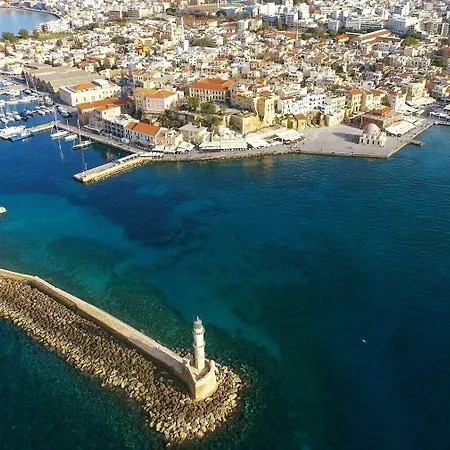 Porto Chania Gæstehus 4*