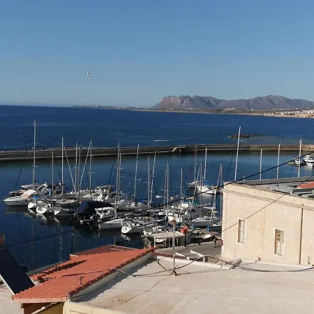 Vendégház Porto Chania 4*