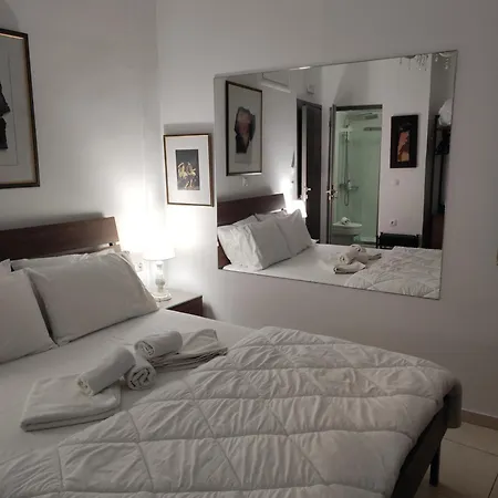 Vendégház Porto Chania 4*